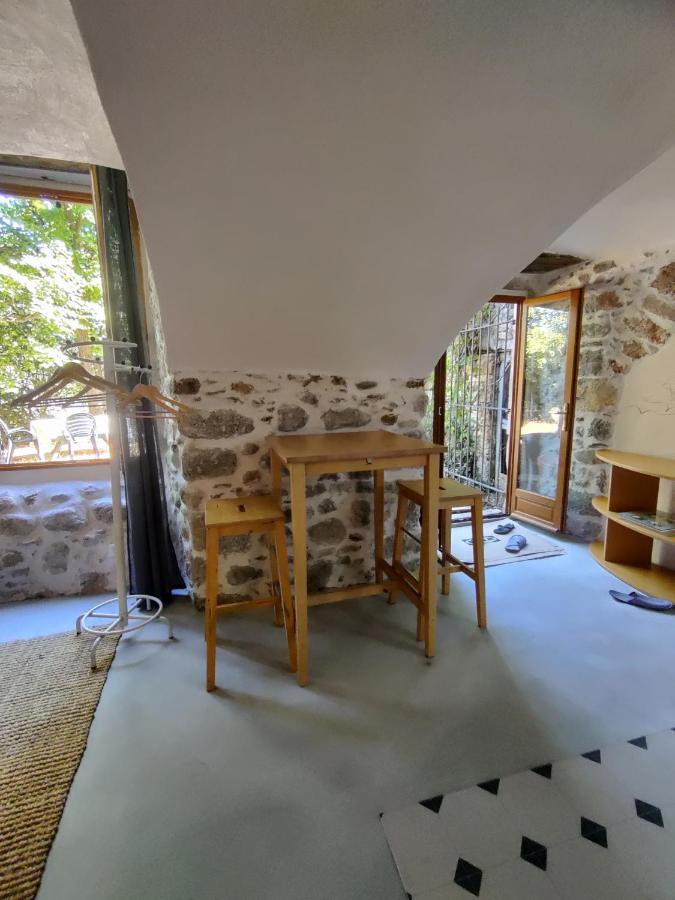 Rendez-Vous Sous Le Tilleul, En Cevennes. Molieres-Cavaillac Exterior foto
